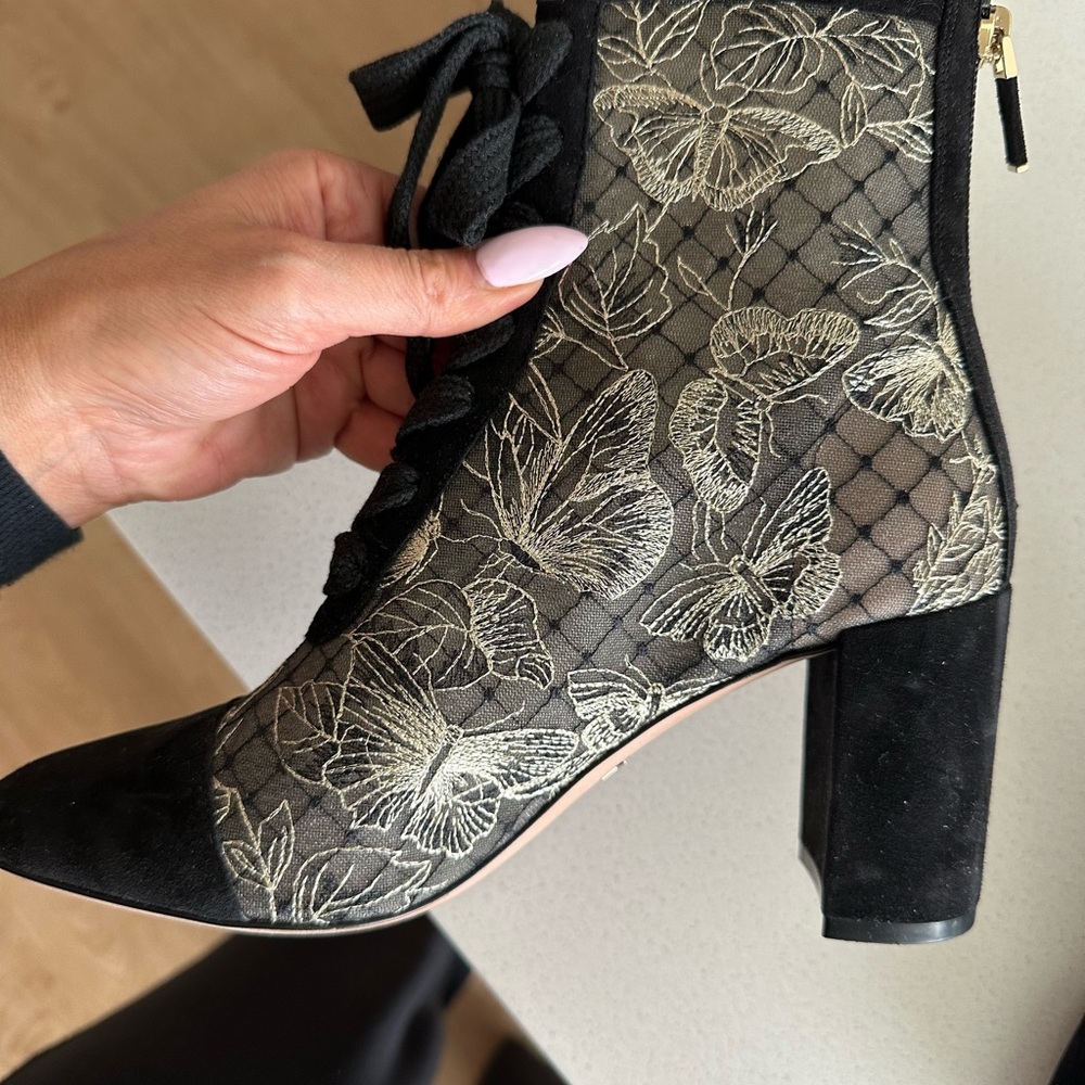 Dior Naughtily-D Boots with suede and butterfly details. Like brand new! - Picture 3 of 6